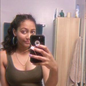 Meet your Posher, Aubrie